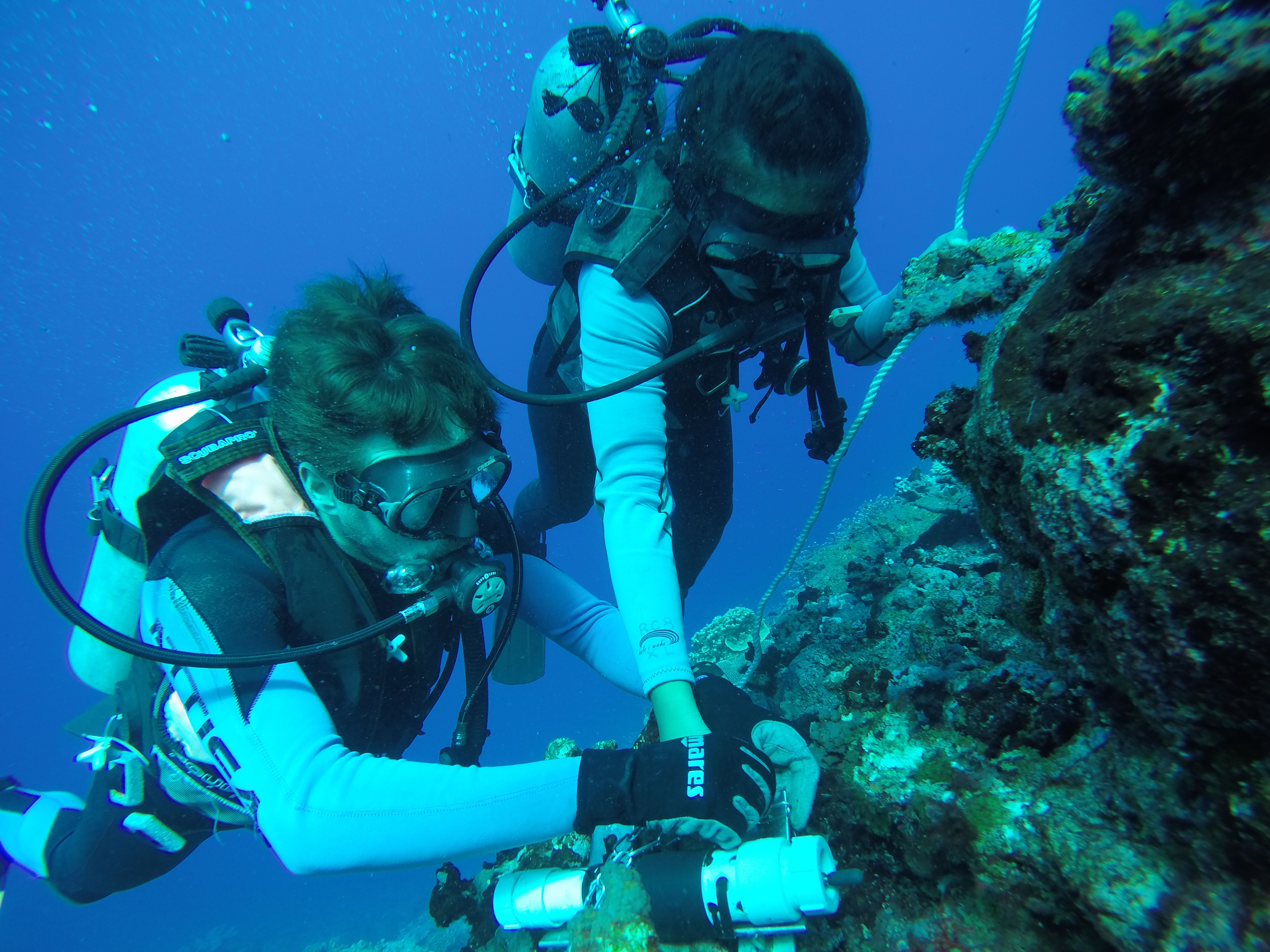 Underwater instrument installation